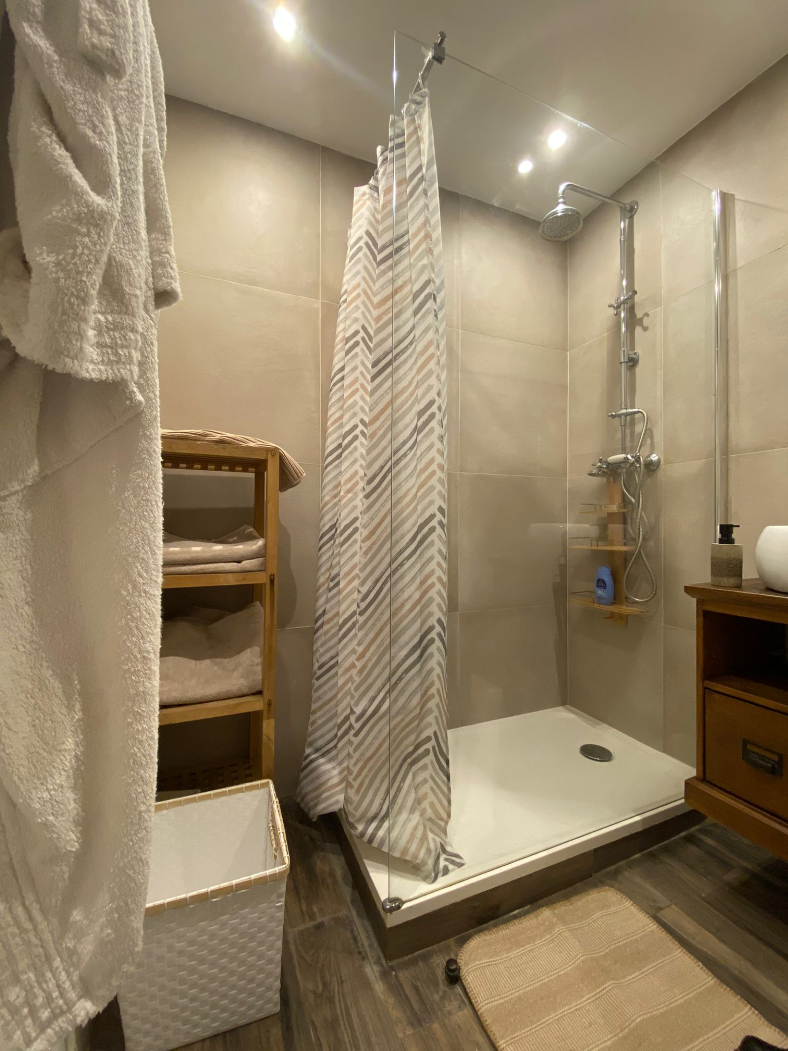 Image_, Studio, Nice, ref :Ora-2