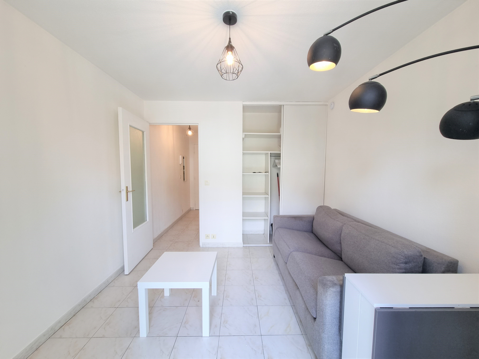 Image_, Studio, Nice, ref :Val-10